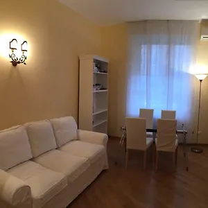 3-via-guglielmo-koerner-apartment.italymilanhotels.net/